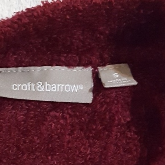 croft & barrow sweater size:s very cozy and warm  color is maroon - Picture 9 of 9